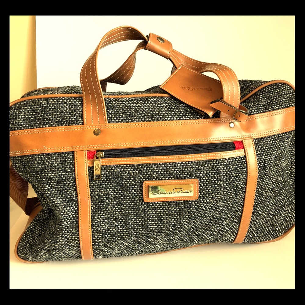 Vintage 1980’s Oscar de la Renta travel bag 💼